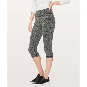Lululemon Wunder Under Hi-Rise 1/2 Tight (17")-Luon Crackle Jaquard Black White